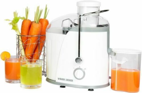 Shop Black & Decker JE400-B5 Juicer Extractor With Wide Chute at best price, GoshopperQa.com